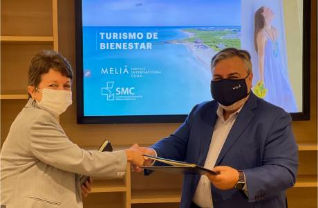 Meliá Cuba y Comercializadora de Servicios Médicos Cubanos firman acuerdo de colaboración