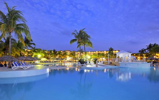 Meliá Las Antillas - Piscina - Swimmingpools